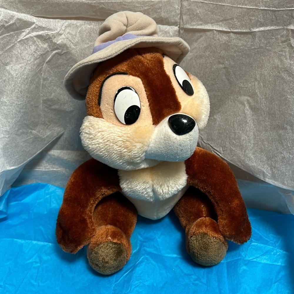 🔥🔥Chip N Dale Rescue Rangers “Chip” Plush Doll Disneyland Walt Disney World